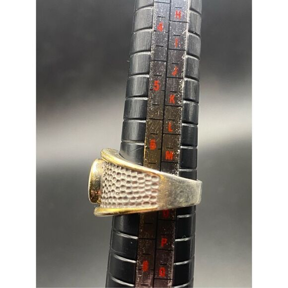 Sterling silver 925 wrap around buckle folder ring oval topaz textured with gold - Picture 13 of 13